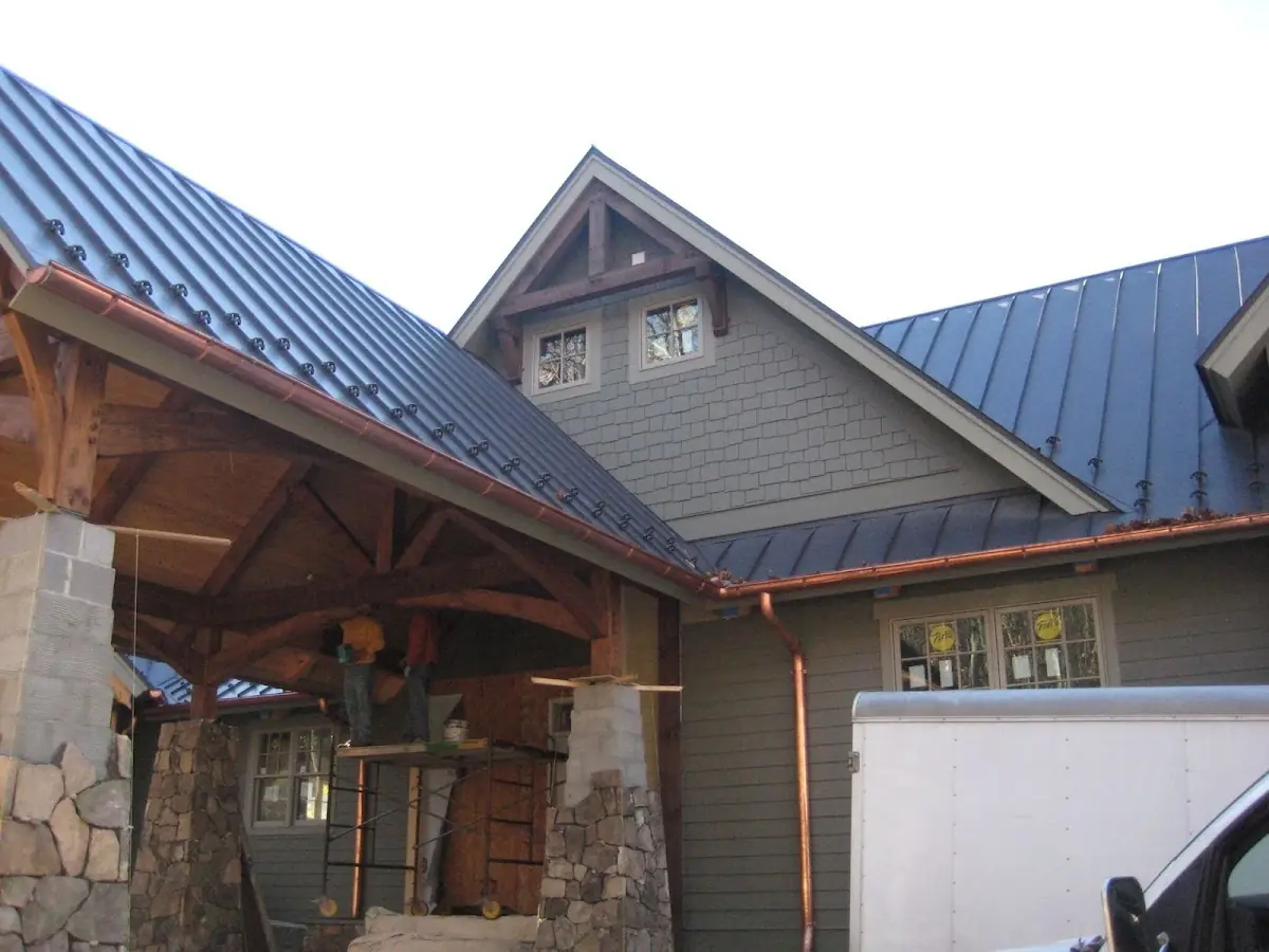 Craftsman Roofing team delivering quality roofing work in High Springs
